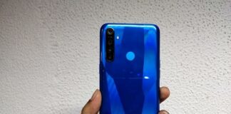 realme 5 smartphone