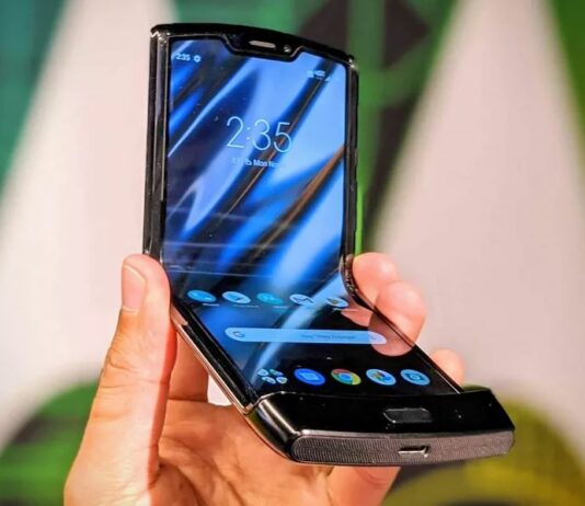 Moto Razr 2019